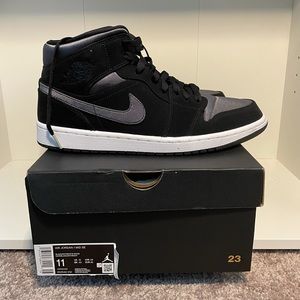 Nike Air Jordan 1 MID SE
